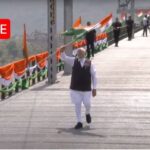 आज की ताजा खबर हिंदी न्यूज Aaj Ki Taaja Khabar 6 जून 2025 LIVE: रेल मार्ग के जरिए अन्य राज्यों से जुड़ा कश्मीर पीएम ने कटरा – श्रीनगर वंदे भारत को दिखाई हरी झंडी