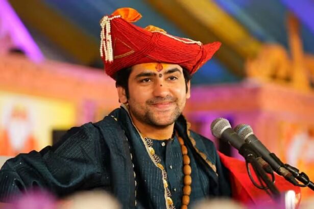 बकरीद से पहले धीरेंद्र कृष्ण शास्त्री का बड़ा बयान कहा 'किसी भी मजहब में जीव हिंसा निंदनीय अगर...'