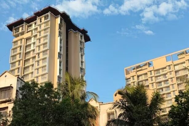 Mumbai real estate: 96% housing sales in the up to ₹5 crore price range in H1 2025; Upgrade buyers drive luxury segment