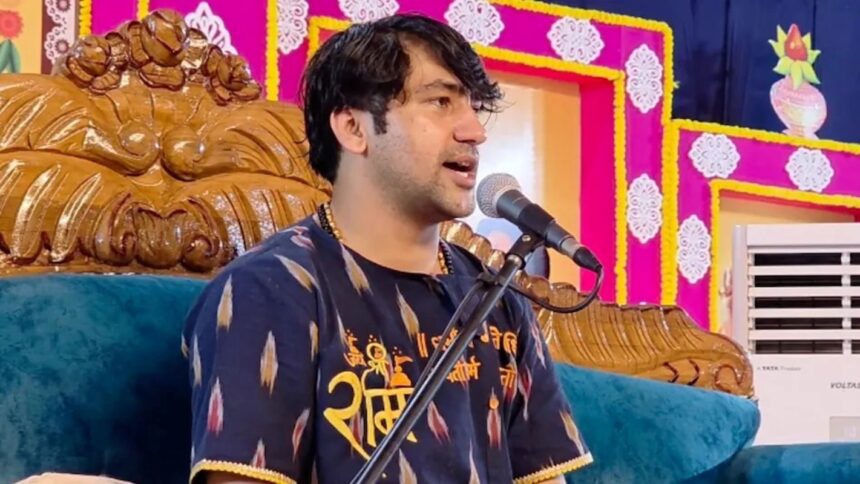 अब बिहार में भी बनेगा बागेश्वर मठ… धीरेंद्र शास्त्री बोले- इस राज्य का कर्जा हम कभी नहीं चुका पाएंगे