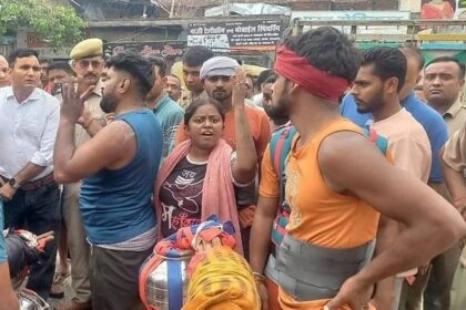 मुजफ्फरनगर में कांवड़ खंडित होने की अफवाह पर बवाल चार घंटे तक हंगामा पुलिस ने हालात किए काबू